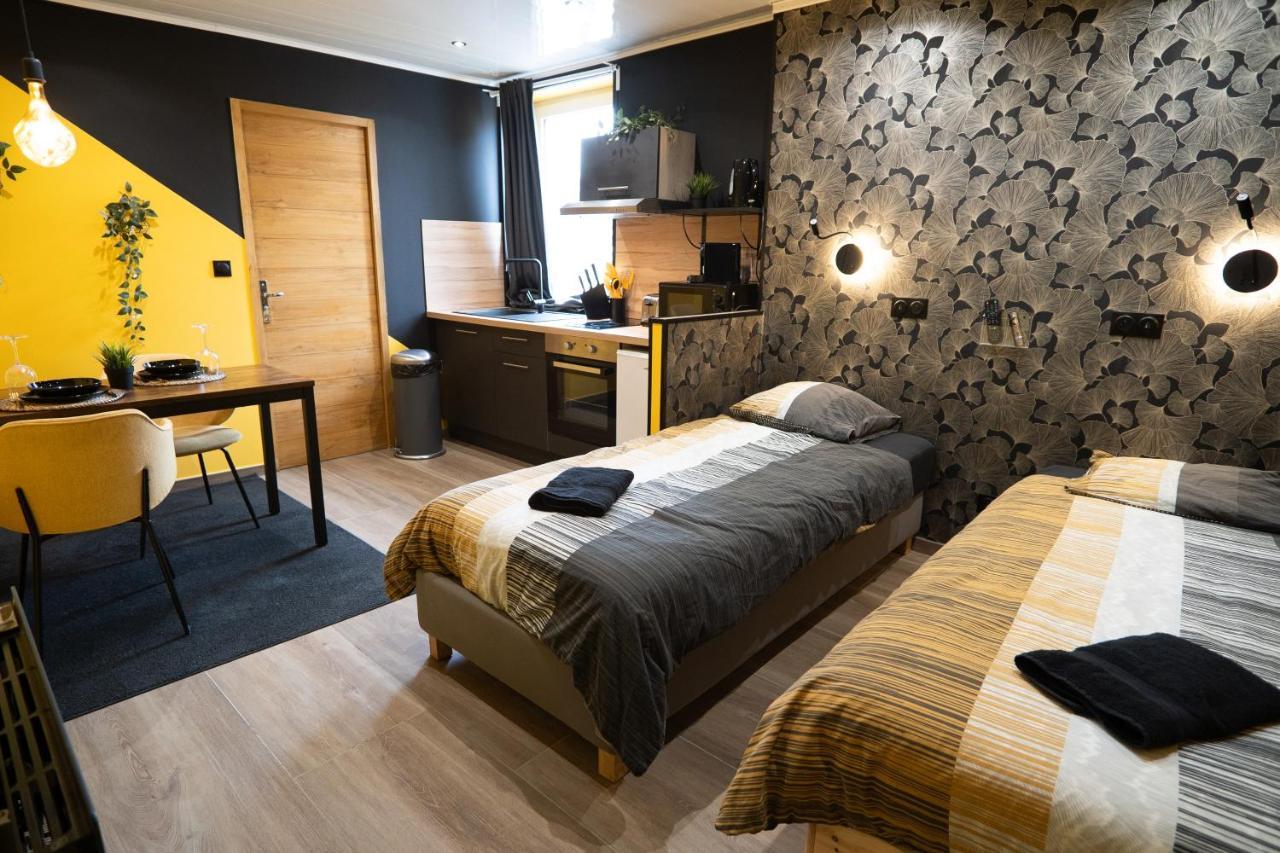 Capstay Color Valenciennes & Netflix Trith-Saint-Leger 외부 사진