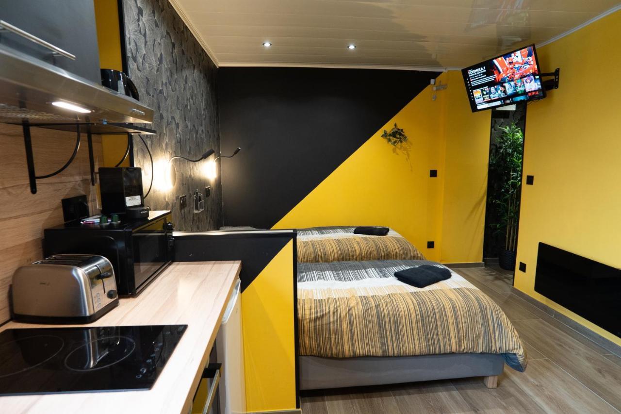 Capstay Color Valenciennes & Netflix Trith-Saint-Leger 외부 사진