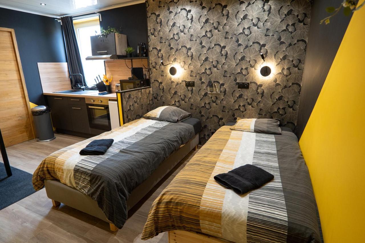Capstay Color Valenciennes & Netflix Trith-Saint-Leger 외부 사진