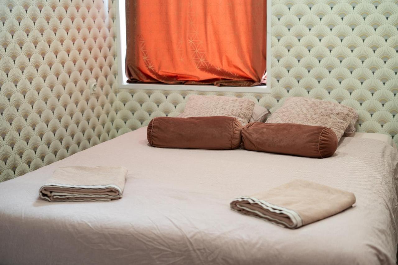 Capstay Color Valenciennes & Netflix Trith-Saint-Leger 외부 사진